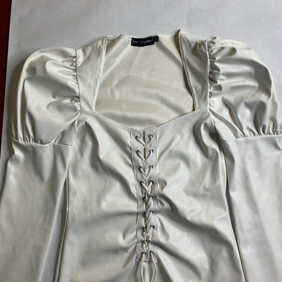 White PU PUFF shoulder Lace up front bodycon dress - Picture 7 of 9